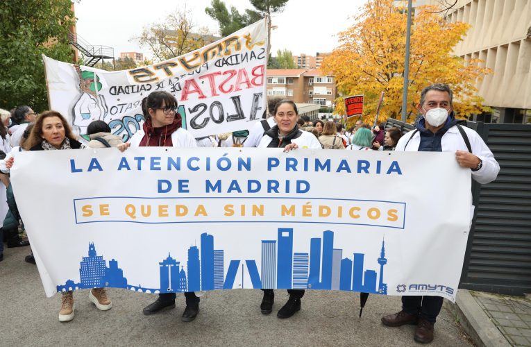 Los médicos y pediatras de AP de Madrid se concentrarán el domingo en el Museo Reina Sofía para reclamar soluciones