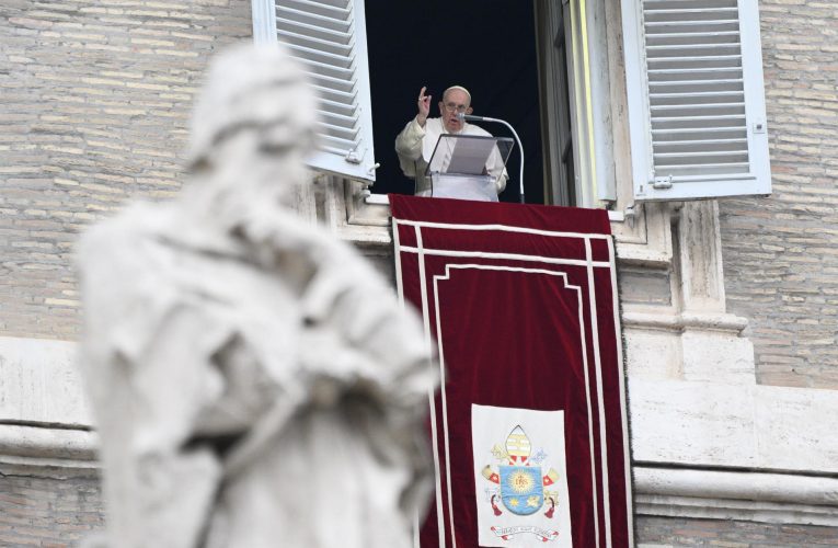 El Papa: “La salud no es un lujo. Un mundo que descarta a los enfermos es cínico y no tiene futuro”